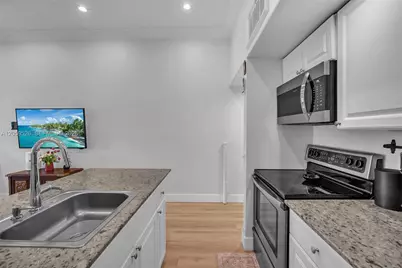 2185 SW 81st Ave #162, Davie, FL 33324 - Photo 7