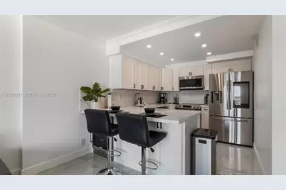 2900 NE 30th St #F7, Fort Lauderdale, FL 33306 - Photo 5