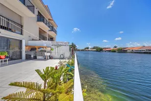 5530 W 26th Ct, Hialeah, FL 33016 - Photo 23
