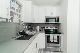 626 NE 4th Ct., Hallandale Beach, FL 33009 - Photo 11