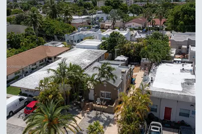 626 NE 4th Ct, Hallandale Beach, FL 33009 - Photo 5
