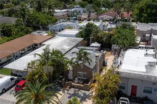626 NE 4th Ct., Hallandale Beach, FL 33009 - Photo 5