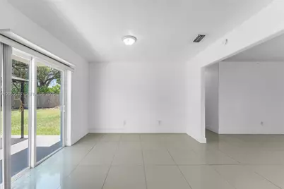 15543 SW 107th Ct, Miami, FL 33157 - Photo 9
