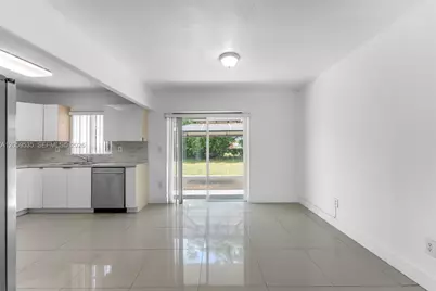15543 SW 107th Ct, Miami, FL 33157 - Photo 5