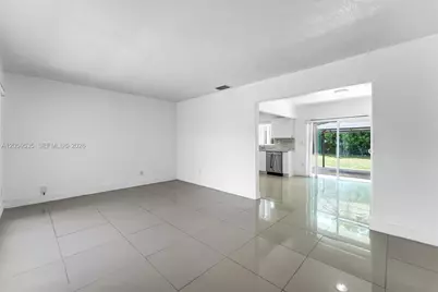 15543 SW 107th Ct, Miami, FL 33157 - Photo 3