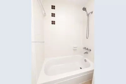 6850 W 14th Ct #A24, Hialeah, FL 33014 - Photo 5