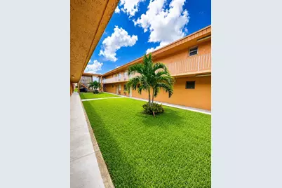 6850 W 14th Ct #A24, Hialeah, FL 33014 - Photo 9