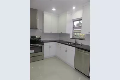 5801 SW 28 St, Miami, FL 33155 - Photo 13