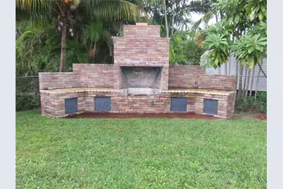5801 SW 28 St, Miami, FL 33155 - Photo 19