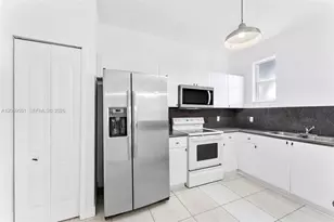 [Address not provided], Royal Palm Beach, FL 33414 - Photo 19