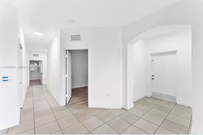 [Address not provided], Royal Palm Beach, FL 33414 - Photo 9