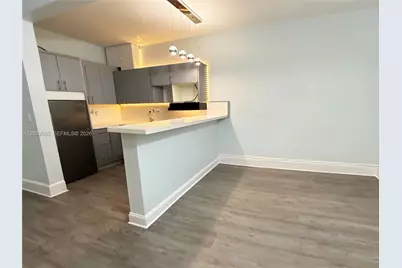 124 Mendoza Ave #3, Coral Gables, FL 33134 - Photo 3