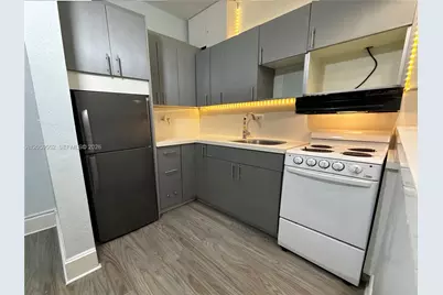 124 Mendoza Ave #3, Coral Gables, FL 33134 - Photo 5