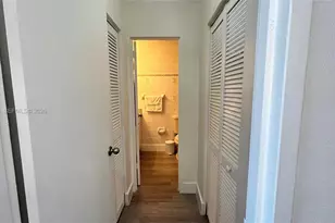 2899 Collins Ave, Miami Beach, FL 33140 - Photo 13