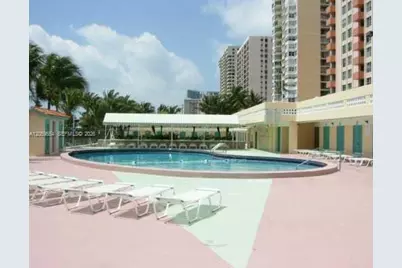2899 Collins Ave #450, Miami Beach, FL 33140 - Photo 21
