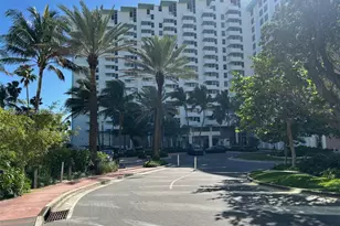 2899 Collins Ave, Miami Beach, FL 33140 - Photo 27