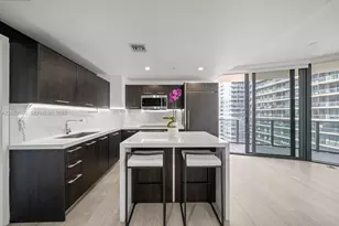 45 SW 9th St, Miami, FL 33130 - Photo 3