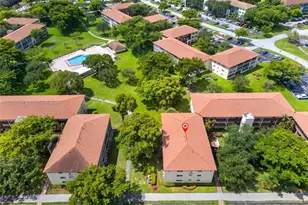 13350 SW 1st St, Pembroke Pines, FL 33027 - Photo 21