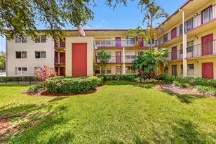 13350 SW 1st St, Pembroke Pines, FL 33027 - Photo 15