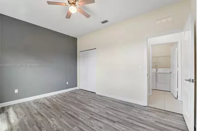 8341 NW Greenbank Cir, Port Saint Lucie, FL 34987 - Photo 13
