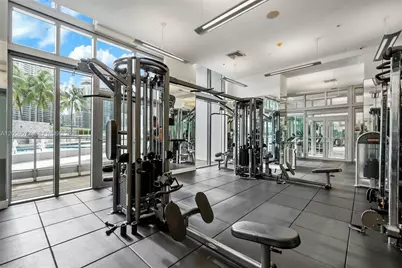 90 SW 3rd St #3212, Miami, FL 33130 - Photo 21
