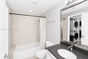 90 SW 3rd St, Miami, FL 33130 - Photo 11