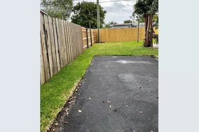 2616 NE 12th Ter, Pompano Beach, FL 33064 - Photo 29