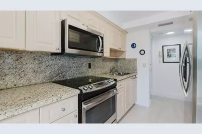 [Address not provided], Miami Beach, FL 33139 - Photo 9