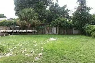 2126 Arthur St, Hollywood, FL 33020 - Photo 7