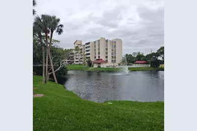 7051 Environ Blvd #433, Lauderhill, FL 33319 - Photo 1