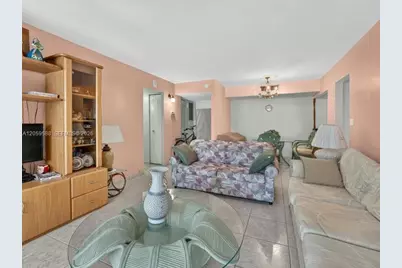 7135 Collins Ave #331, Miami Beach, FL 33141 - Photo 15