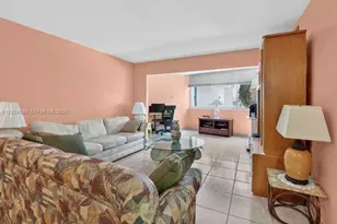 7135 Collins Ave, Miami Beach, FL 33141 - Photo 19