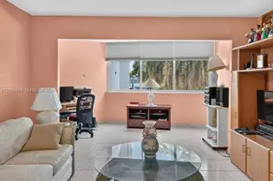 7135 Collins Ave, Miami Beach, FL 33141 - Photo 21
