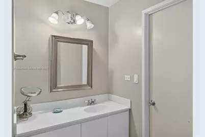 7135 Collins Ave #331, Miami Beach, FL 33141 - Photo 37