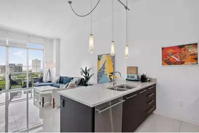 500 Brickell Ave #1100, Miami, FL 33131 - Photo 7