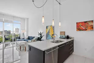 500 Brickell Ave, Miami, FL 33131 - Photo 7