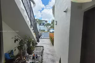 1114 NW 124th Ct, Miami, FL 33182 - Photo 17