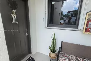 1114 NW 124th Ct, Miami, FL 33182 - Photo 5