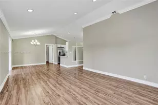 8204 SW 12th St, North Lauderdale, FL 33068 - Photo 17