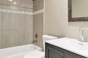 8204 SW 12th St, North Lauderdale, FL 33068 - Photo 19