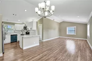 8204 SW 12th St, North Lauderdale, FL 33068 - Photo 7