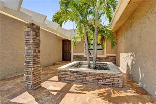 8204 SW 12th St, North Lauderdale, FL 33068 - Photo 25