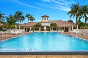19900 E Country Club Dr, Aventura, FL 33180 - Photo 3