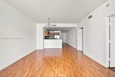 1060 Brickell Avenue #2315, Miami, FL 33131 - Photo 3