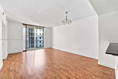 1060 Brickell Avenue #2315, Miami, FL 33131 - Photo 5