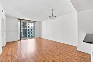 1060 Brickell Ave, Miami, FL 33131 - Photo 5