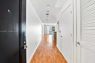 1060 Brickell Avenue #2315, Miami, FL 33131 - Photo 11