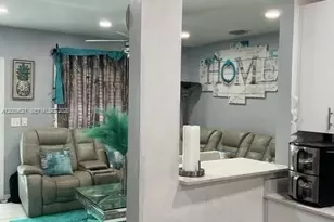 6404 Grant Ct, Hollywood, FL 33024 - Photo 11