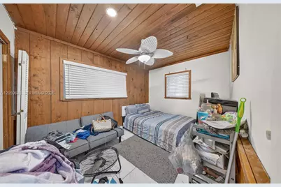 6404 Grant Ct, Hollywood, FL 33024 - Photo 17