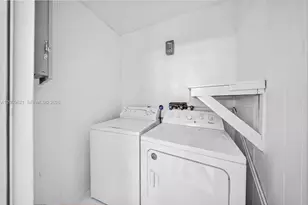 6404 Grant Ct, Hollywood, FL 33024 - Photo 19